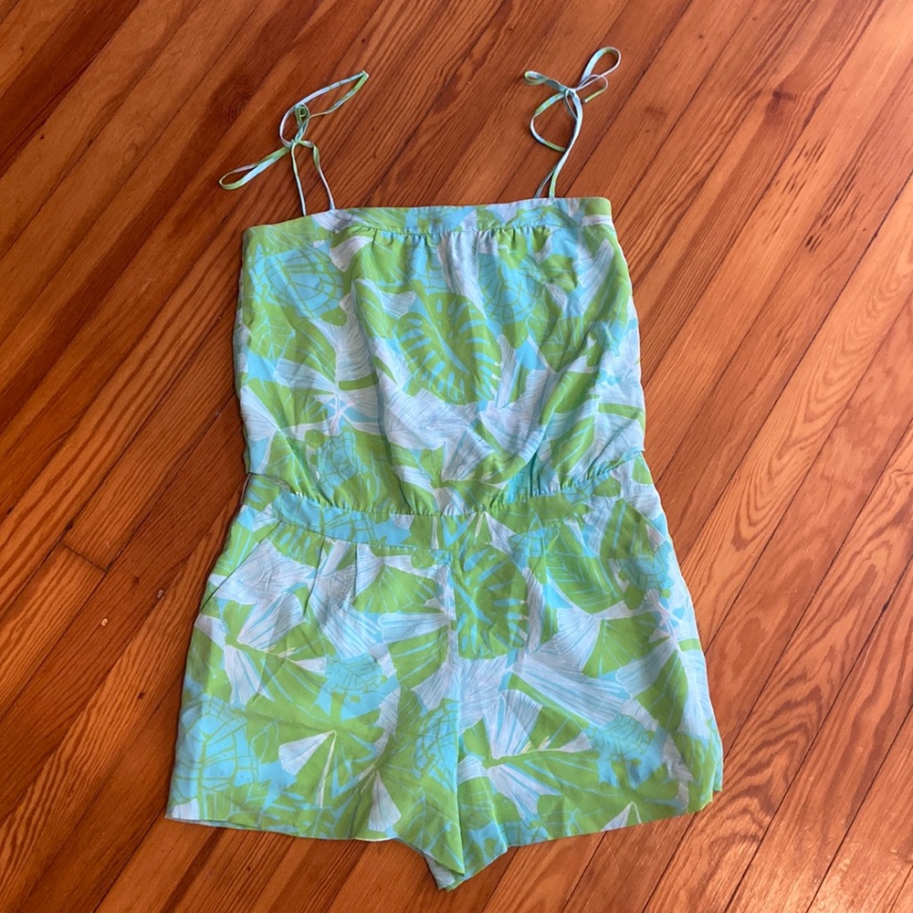 Blue, white & Green Lilly Pulitzer Romper with pockets